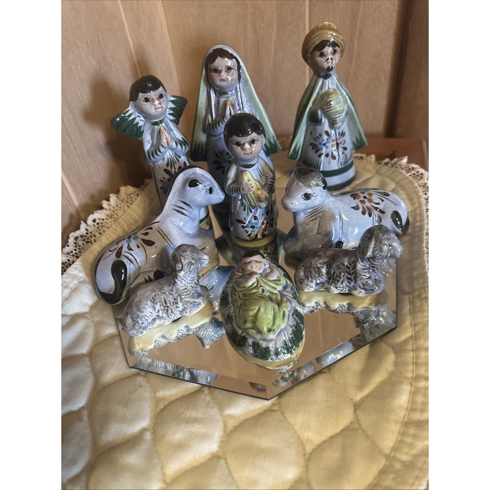 VTG 9 Pc Mexican Folk Art Tonala Clay Pottery Christmas Nativity Set Blue